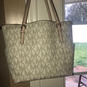 michael kors purse